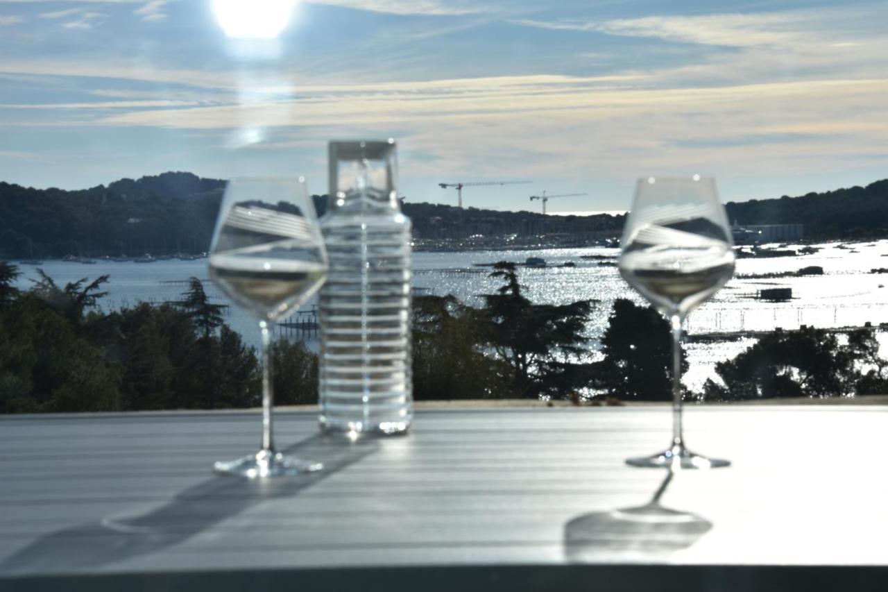 Studio Avec Vue Mer Et Terrasse La Seyne-sur-Mer Zewnętrze zdjęcie